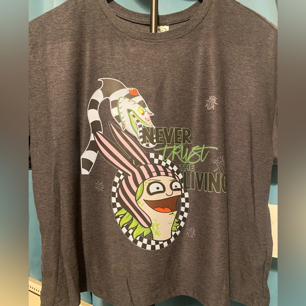NWT!!  LOUISE BELCHER AS BEETLEJUICE PARODY crop tee